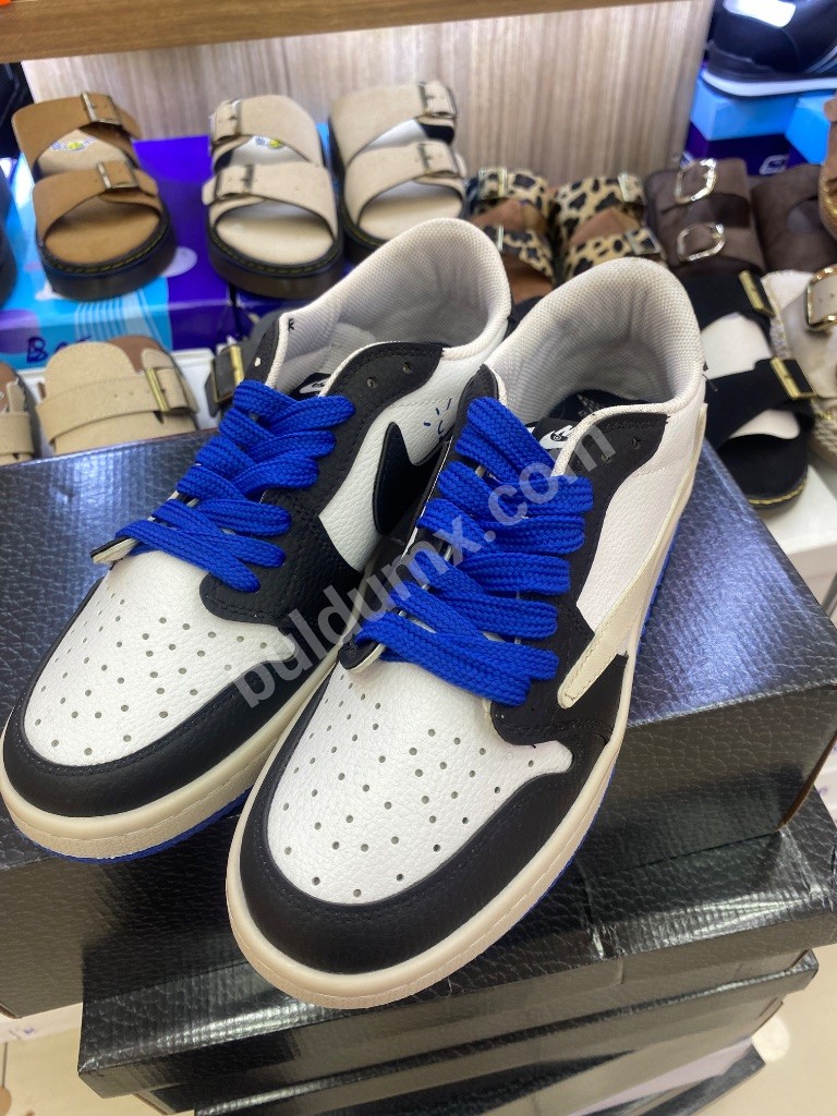 Nike AIR Ayakkabı - Fotoğraf 1