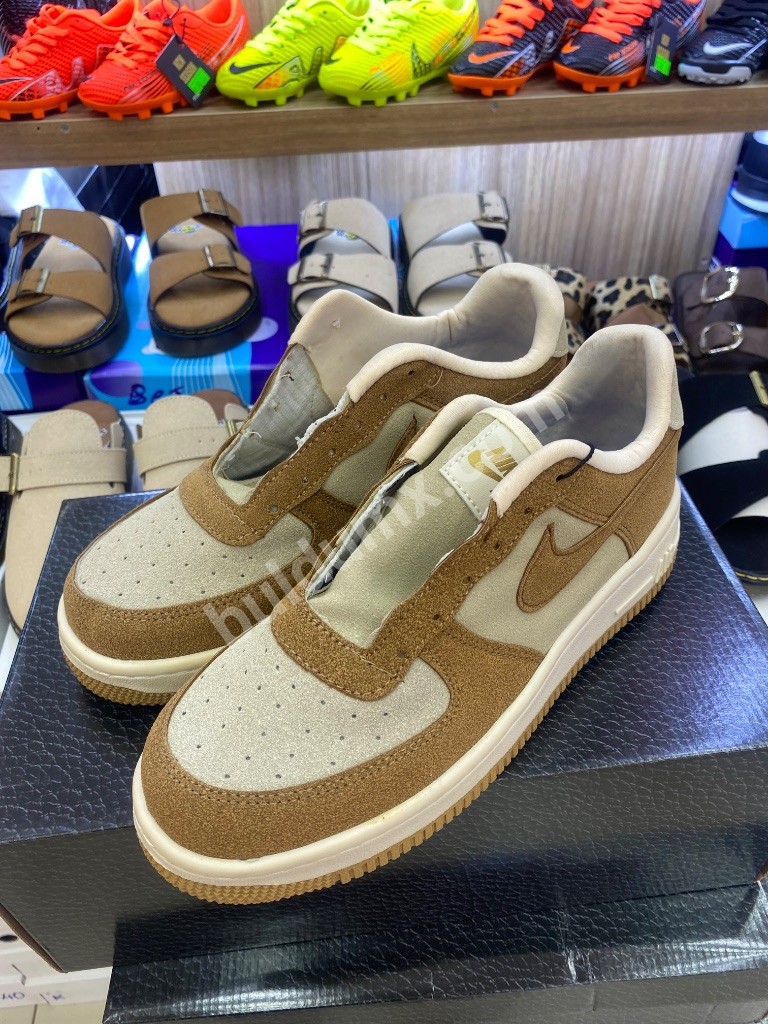 Nike AIR Ayakkabı - Fotoğraf 1