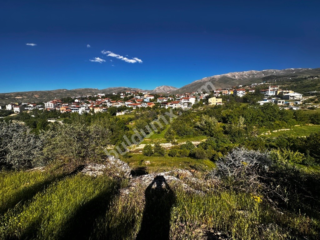KONAK MERKEZDE SATILIK BAHÇE - Fotoğraf 9