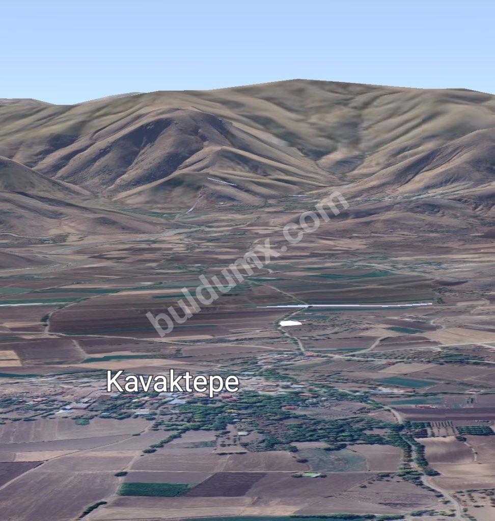EMLAKÇI YUSUFDAN KAVAKTEPE KÖYÜNDE SATLIK TARLA - Fotoğraf 6