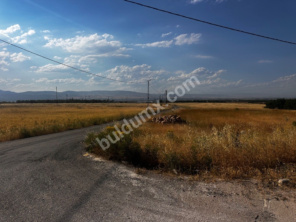 Ankara asfaltına yakın muhteşem lokasyon - Fotoğraf 5