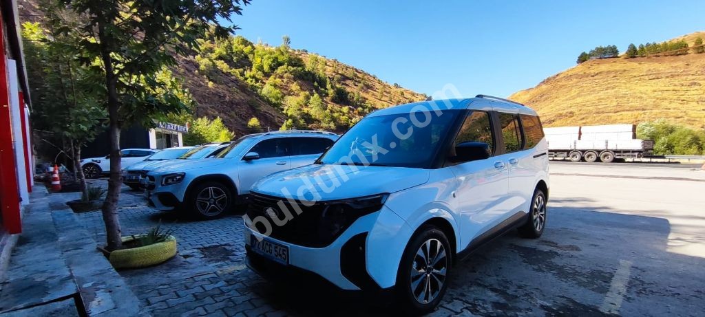 sıfır courier 1.0ecoboost titanium otomatik - Fotoğraf 2
