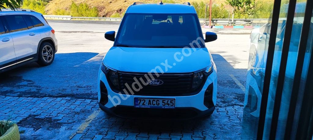 sıfır courier 1.0ecoboost titanium otomatik - Fotoğraf 6